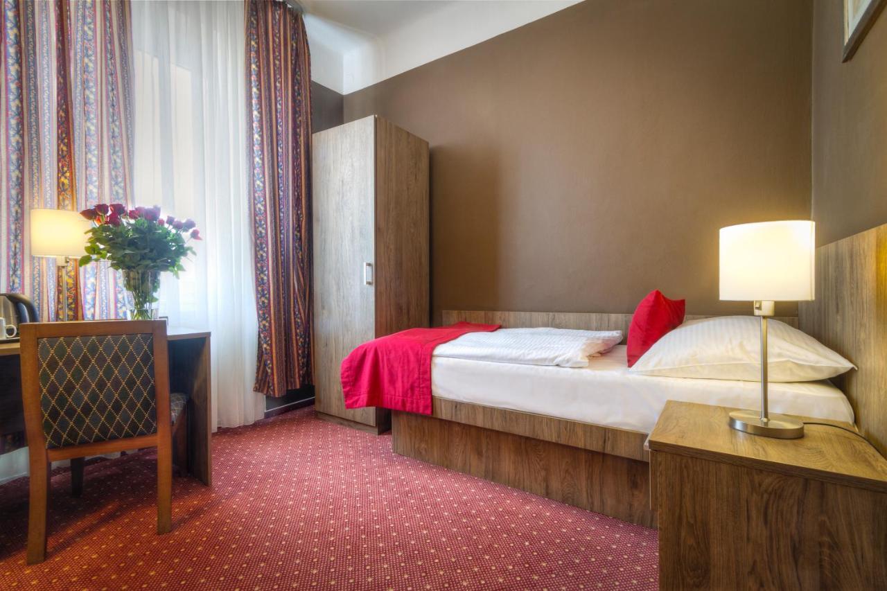 Hotel Harmony Prag Dış mekan fotoğraf