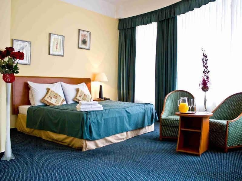 Hotel Harmony Prag Dış mekan fotoğraf