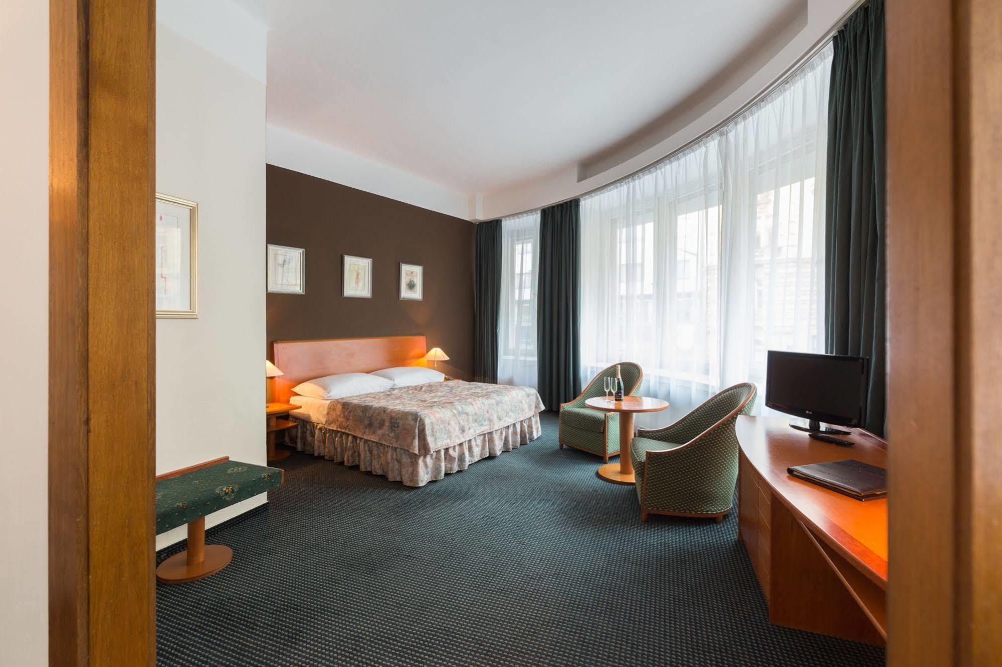 Hotel Harmony Prag Dış mekan fotoğraf