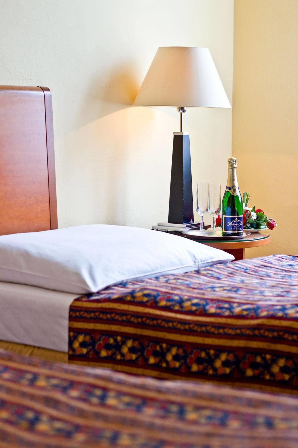 Hotel Harmony Prag Dış mekan fotoğraf